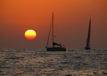 Закат на Ибице. Вид из кафе Café del Mar – фотографии Испании