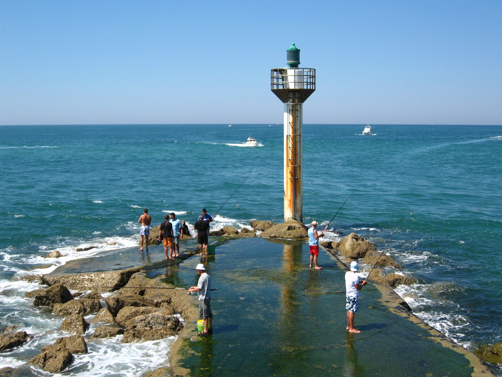 Рыбалка в Капбретоне, Франция – фотографии Франции