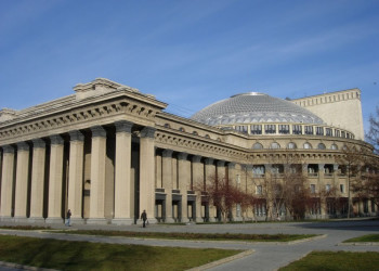 Новосибирский театр оперы и балета , Россия – фотографии России