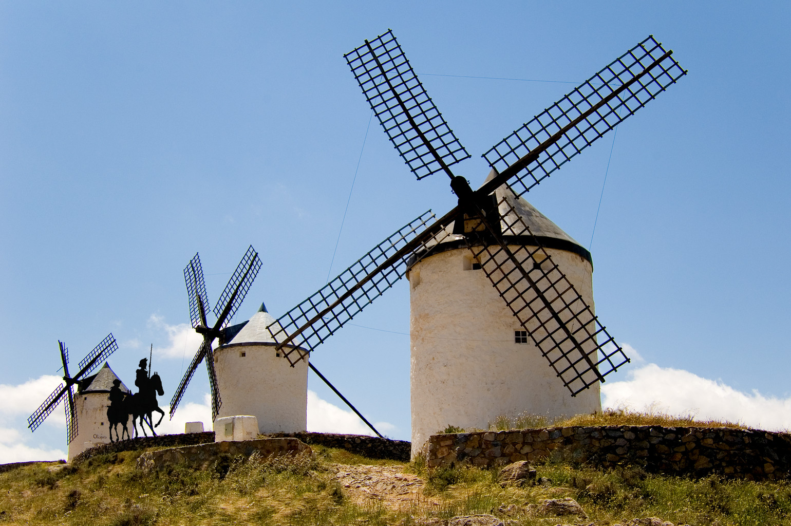 Ветряные мельницы в Консуэгре, Толедо, Испания. Фото 5 – фотографии Испании