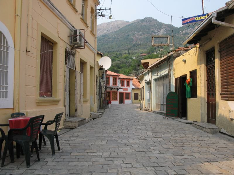 Улица в Бар, Черногория – фотографии Черногории