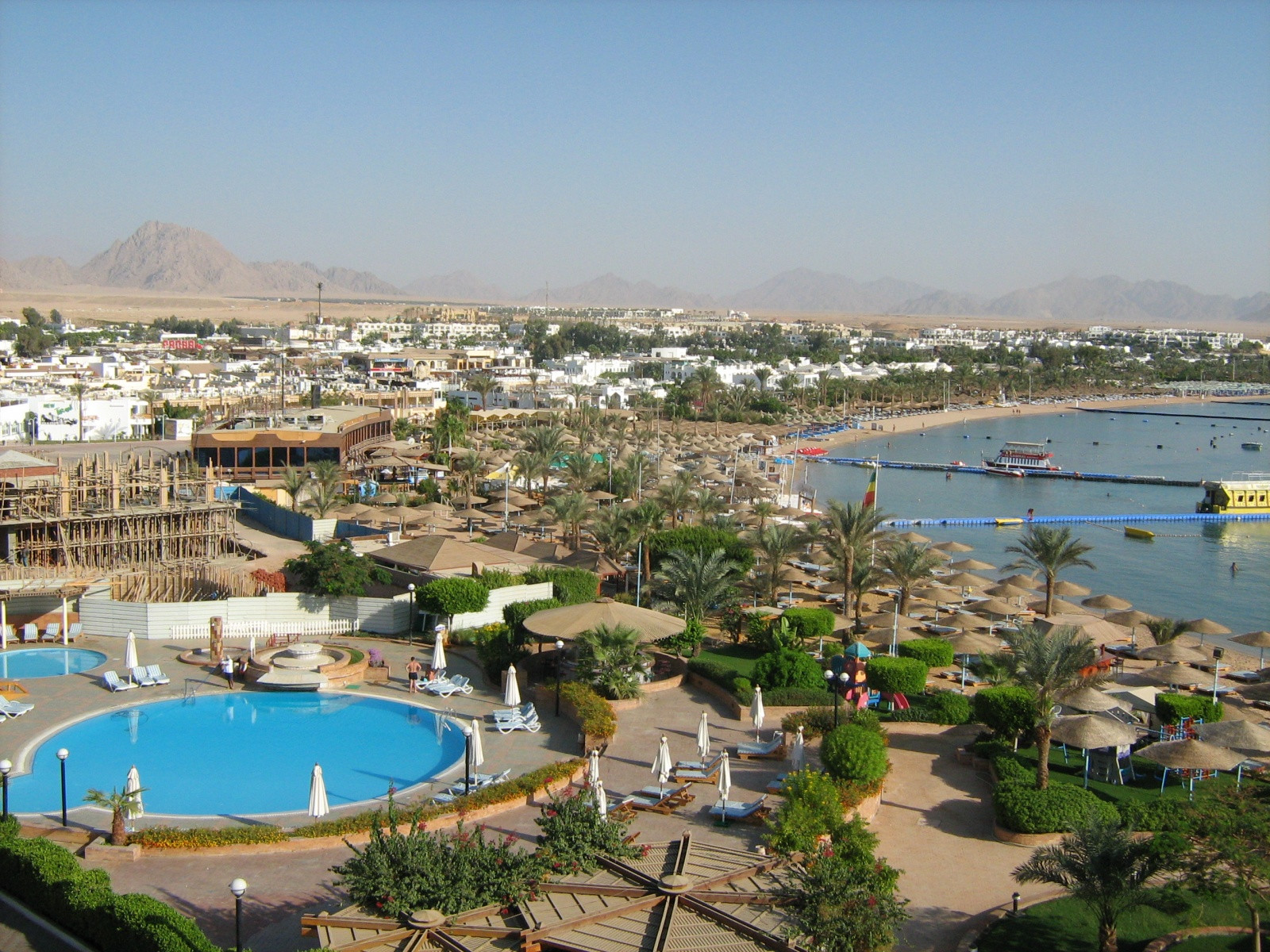 Залив Наама-Бэй, центр Шарма, Египет – фотографии Египта
