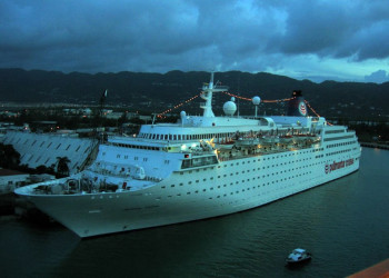 Корабль в Монтего Бей, Ямайка – фотографии Ямайки