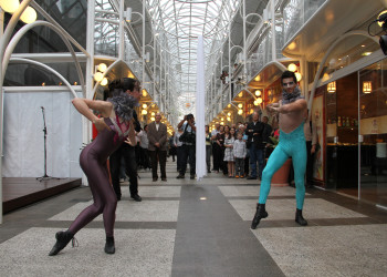 Руа 24 орас (Rua 24 Horas) или Улица 24 часа – фотографии Бразилии