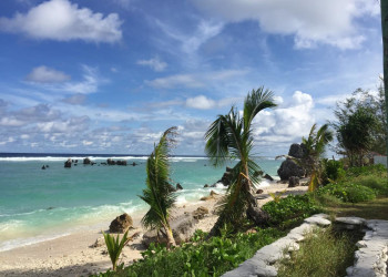 Отдых на берегу Острова Науру – фотографии Науру