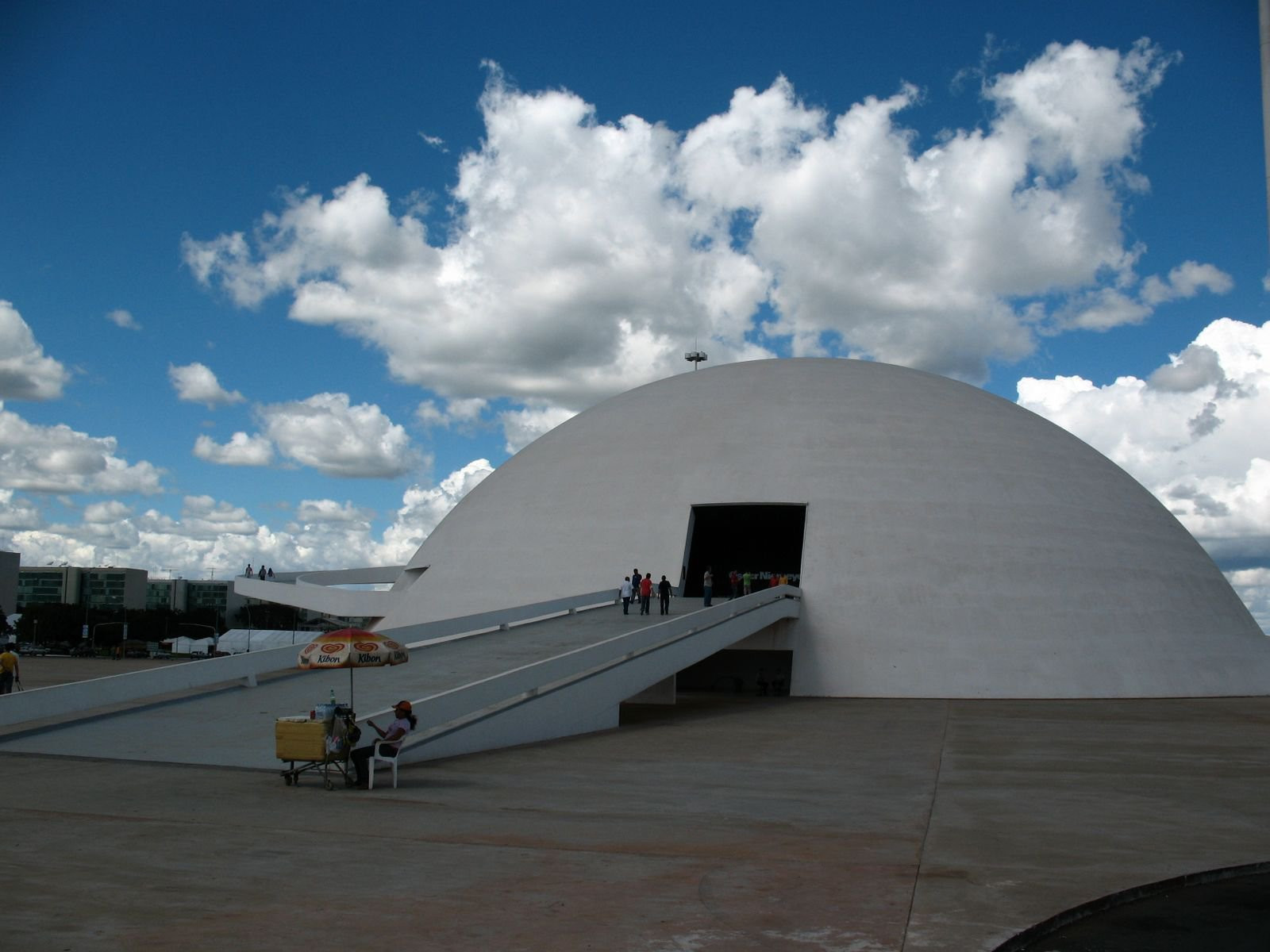 Музей в Бразилиа, Бразилия. Фото 3 – фотографии Бразилии