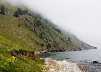 Горы на озере Байкал, Россия – фотографии России