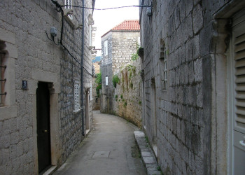 Улица на острове Лопуд, Хорватия – фотографии Хорватии