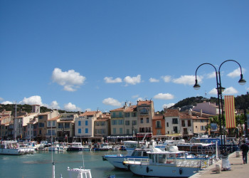 Причал в Кассис, Франция – фотографии Франции