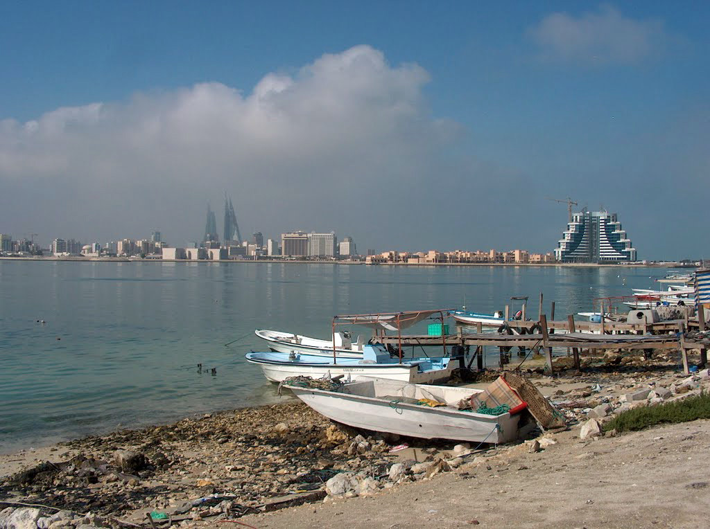 Вид на Манаму с побережья Мухаррака – фотографии Бахрейна