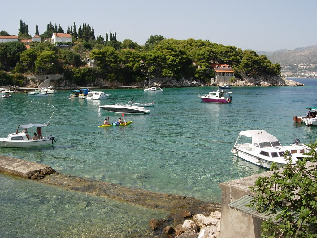 Яхты и катера на острове Колочеп, Хорватия. Фото 1 – фотографии Хорватии