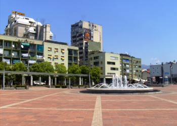 Площадь в Подгорица, Черногория – фотографии Черногории