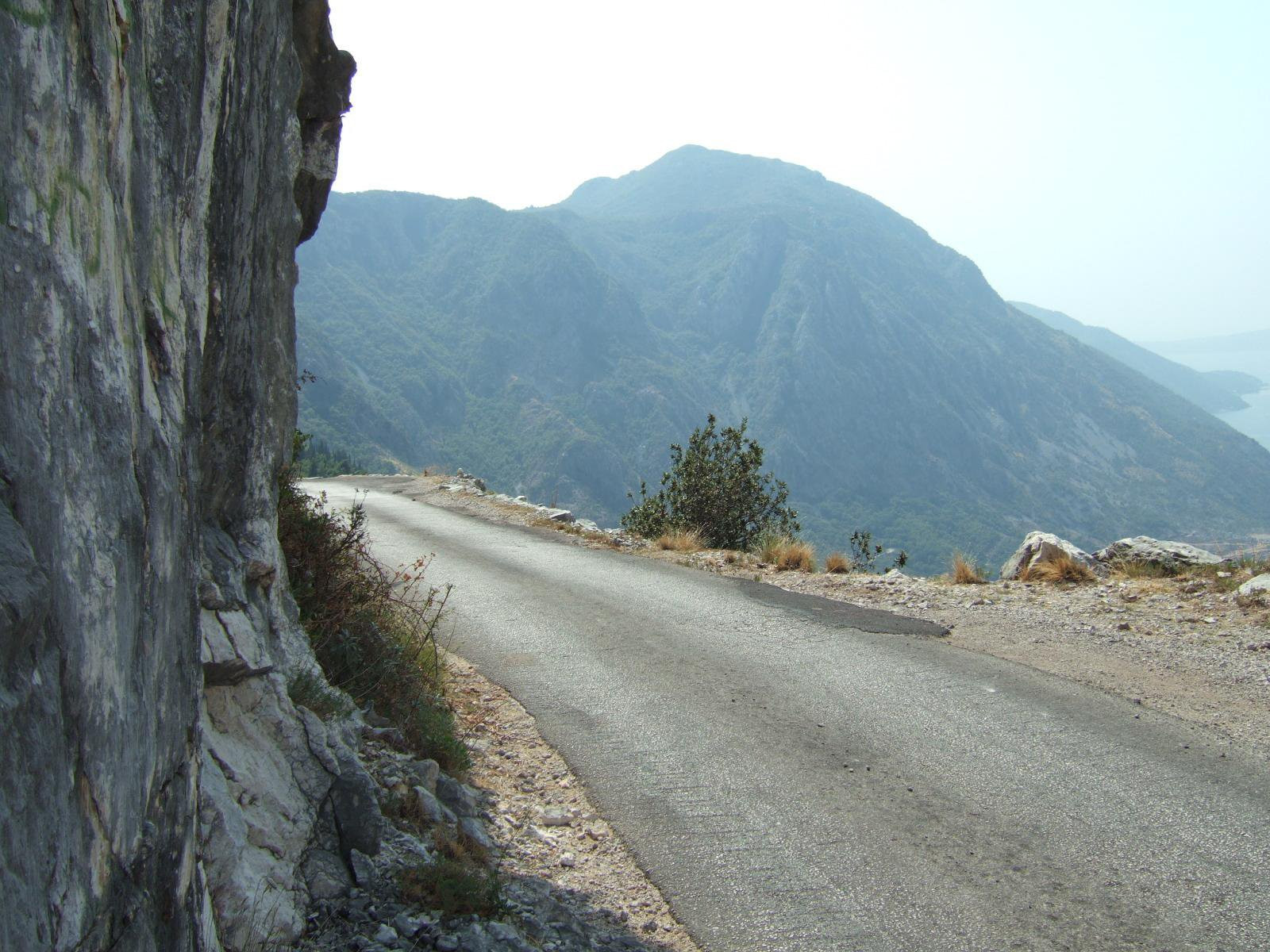 Дорога в Рисан, Черногория. Фото 1 – фотографии Черногории