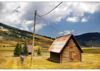 Дома в Национальном парке, Черногория – фотографии Черногории