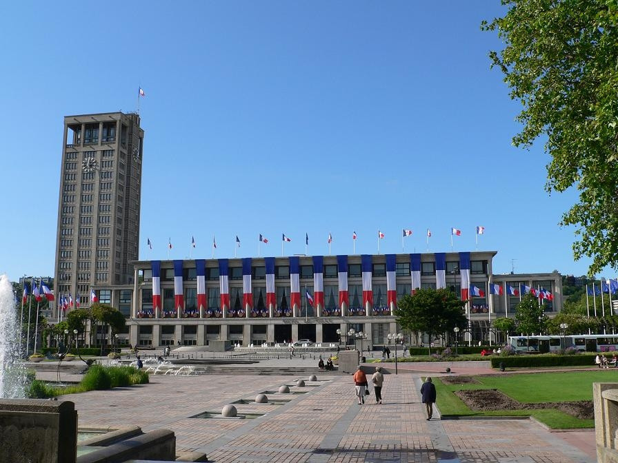 Площадь в Гавре, Франция – фотографии Франции