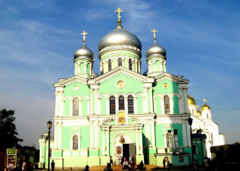 Храм в Серафимо-Дивеевском  монастыре, Россия. Фото 2 – фотографии России