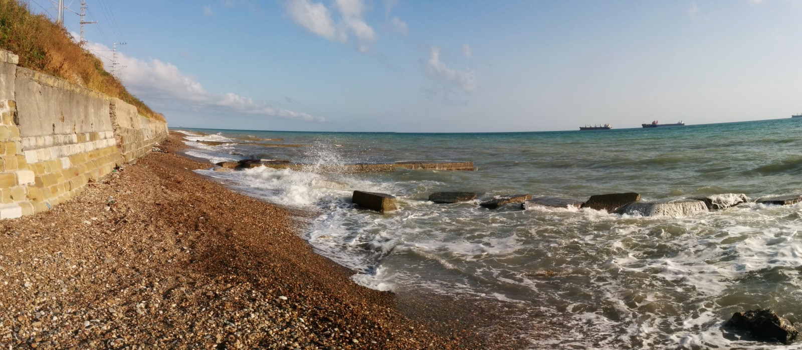 Южный, вид с пляжа – фотографии России