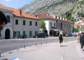 Улица в Которе, Черногория. Фото 18 – фотографии Черногории