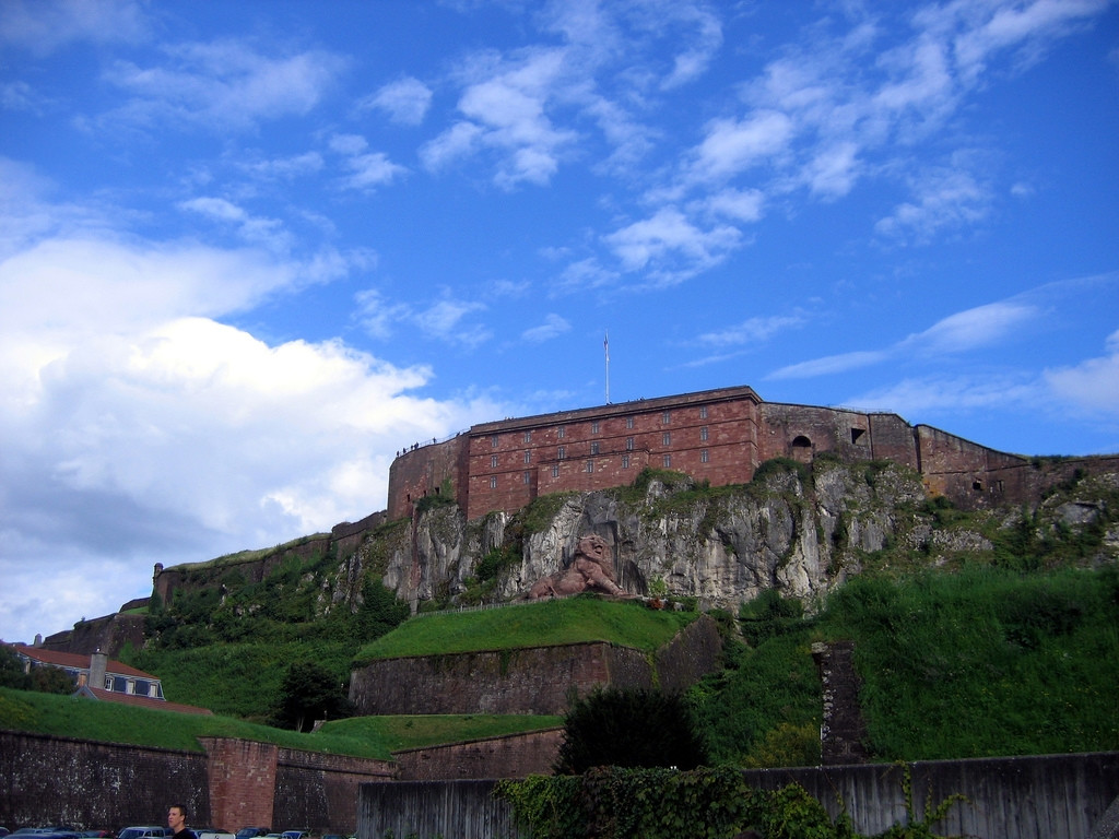 Достопримечательность в Бельфоре, Франция – фотографии Франции