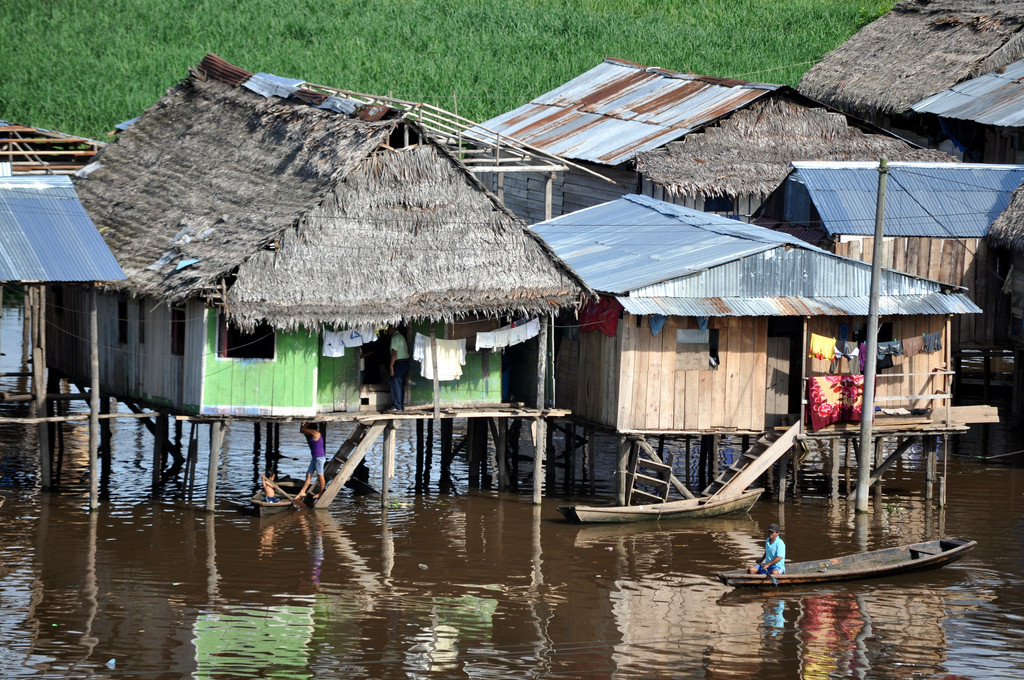 Белен – район Икитоса, похожий на деревню на воде в сезон дождей – фотографии Перу