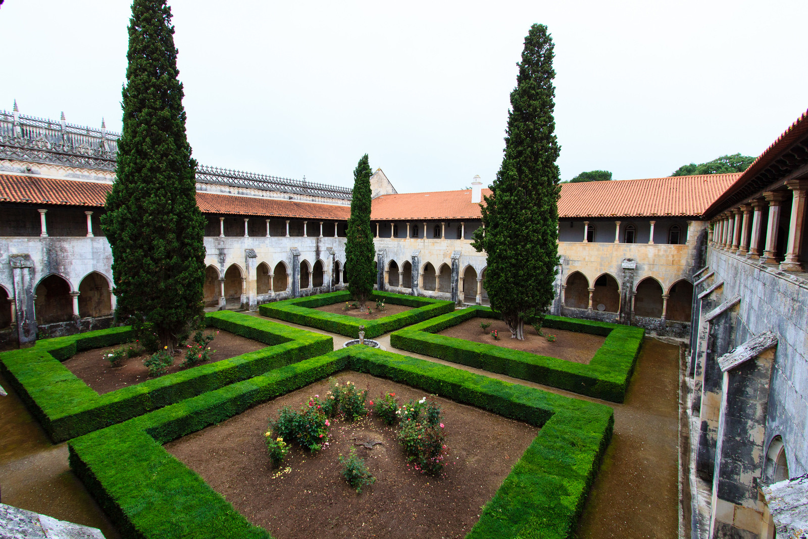 Монастырь Баталья, Португалия. Фото 1 – фотографии Португалии