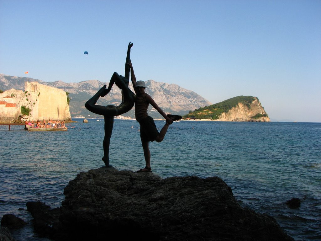 Скульптура в Будва, Черногория. Фото 1 – фотографии Черногории