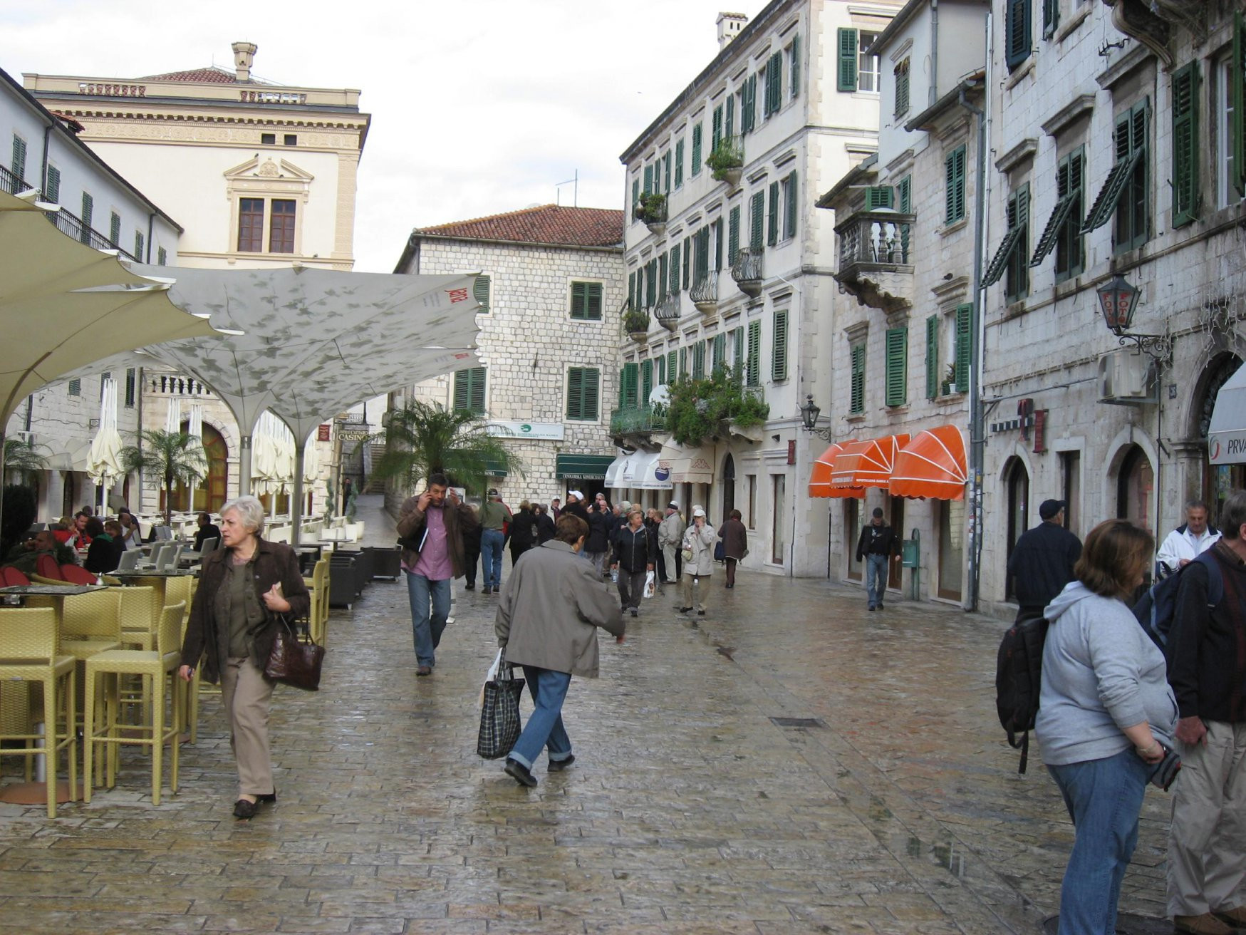 Улица в Котор, Черногория. Фото 8 – фотографии Черногории