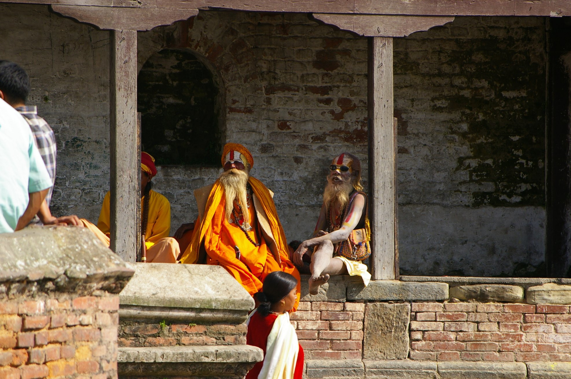 Садху - странствующие йоги – фотографии Непала