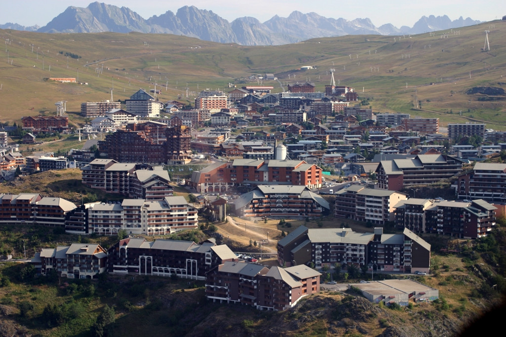 Дома в Альп-д'Юез, Франция – фотографии Франции