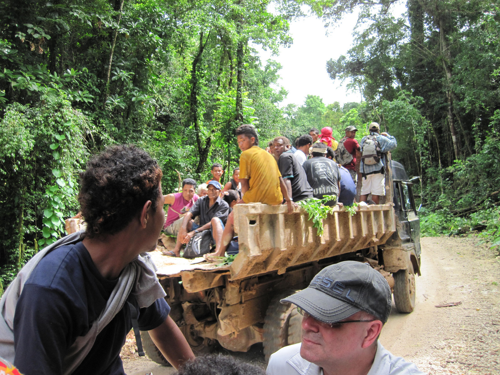 Общественный транспорт на острове Реннелл – фотографии Соломоновых Островов