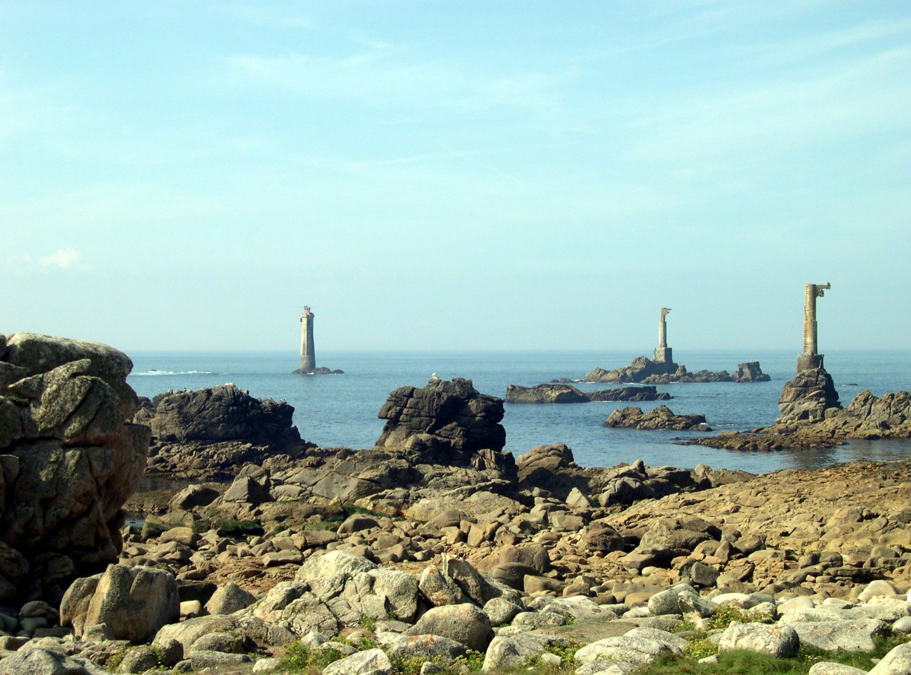 Скалы в Уэссане, Франция. Фото 4 – фотографии Франции