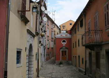 Улица в Лабине, Хорватия. Фото 4 – фотографии Хорватии