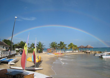 Пляж в Ранэвэй Бэй, Ямайка. Фото 28 – фотографии Ямайки