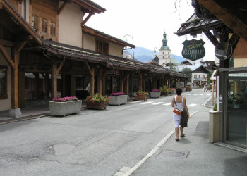 Кафе в Межеве, Франция. Фото 1 – фотографии Франции