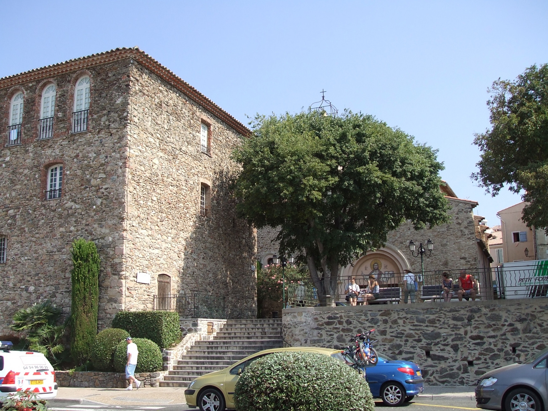 Сен-Максим, Франция – фотографии Франции