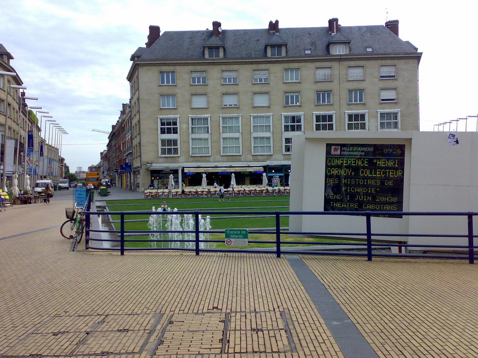 Улица в Амьене, Франция. Фото 2 – фотографии Франции