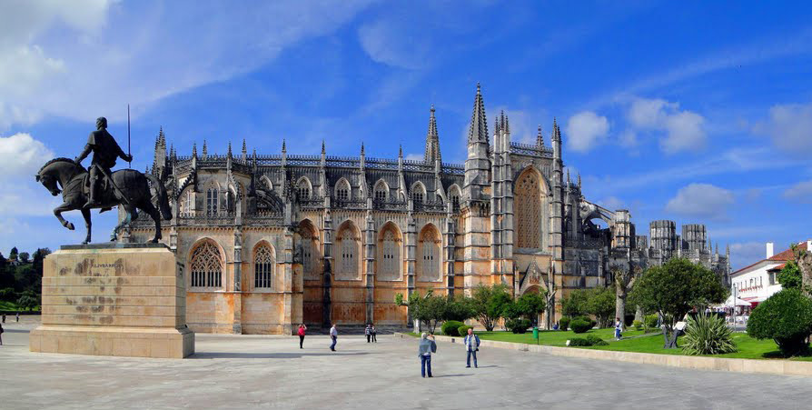 Монастырь Баталья (Mosteiro de Batalha) в Португалии – фотографии Португалии