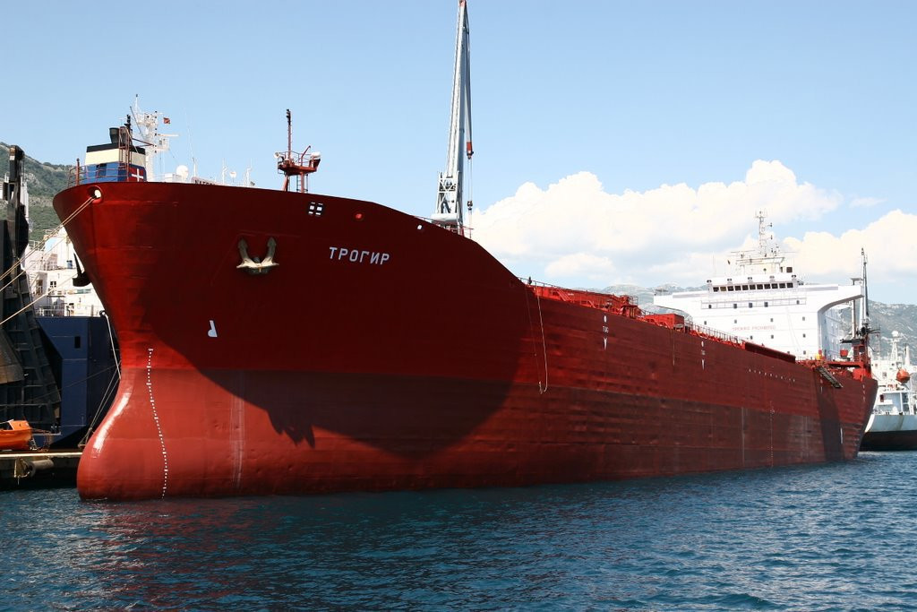 Корабли в Которском заливе, Черногория – фотографии Черногории