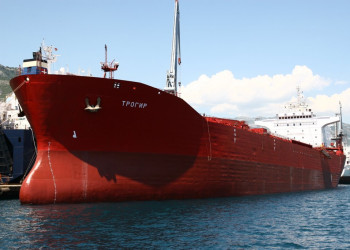 Корабли в Которском заливе, Черногория – фотографии Черногории