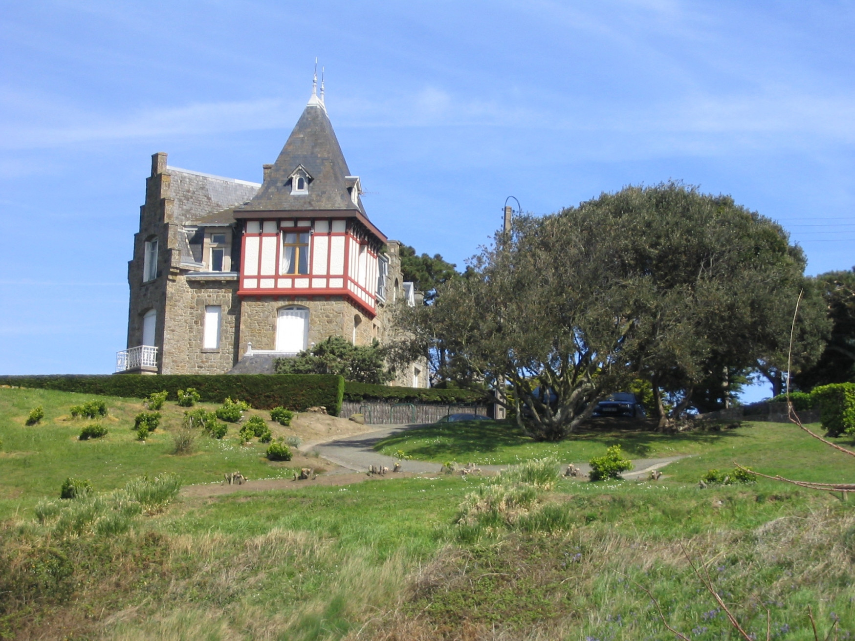 Дома в Динарде, Франция. Фото 5 – фотографии Франции