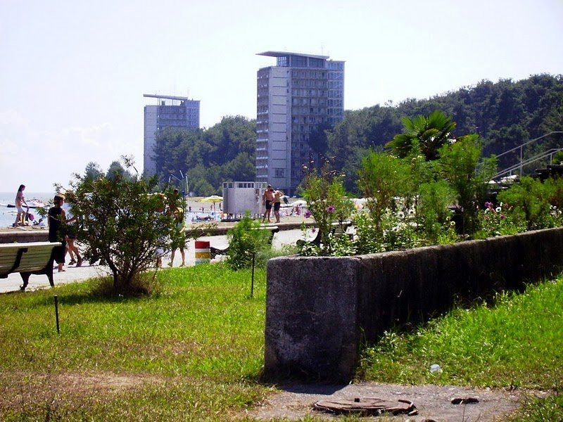Набережная в Пицунда, Абхазия – фотографии Абхазии