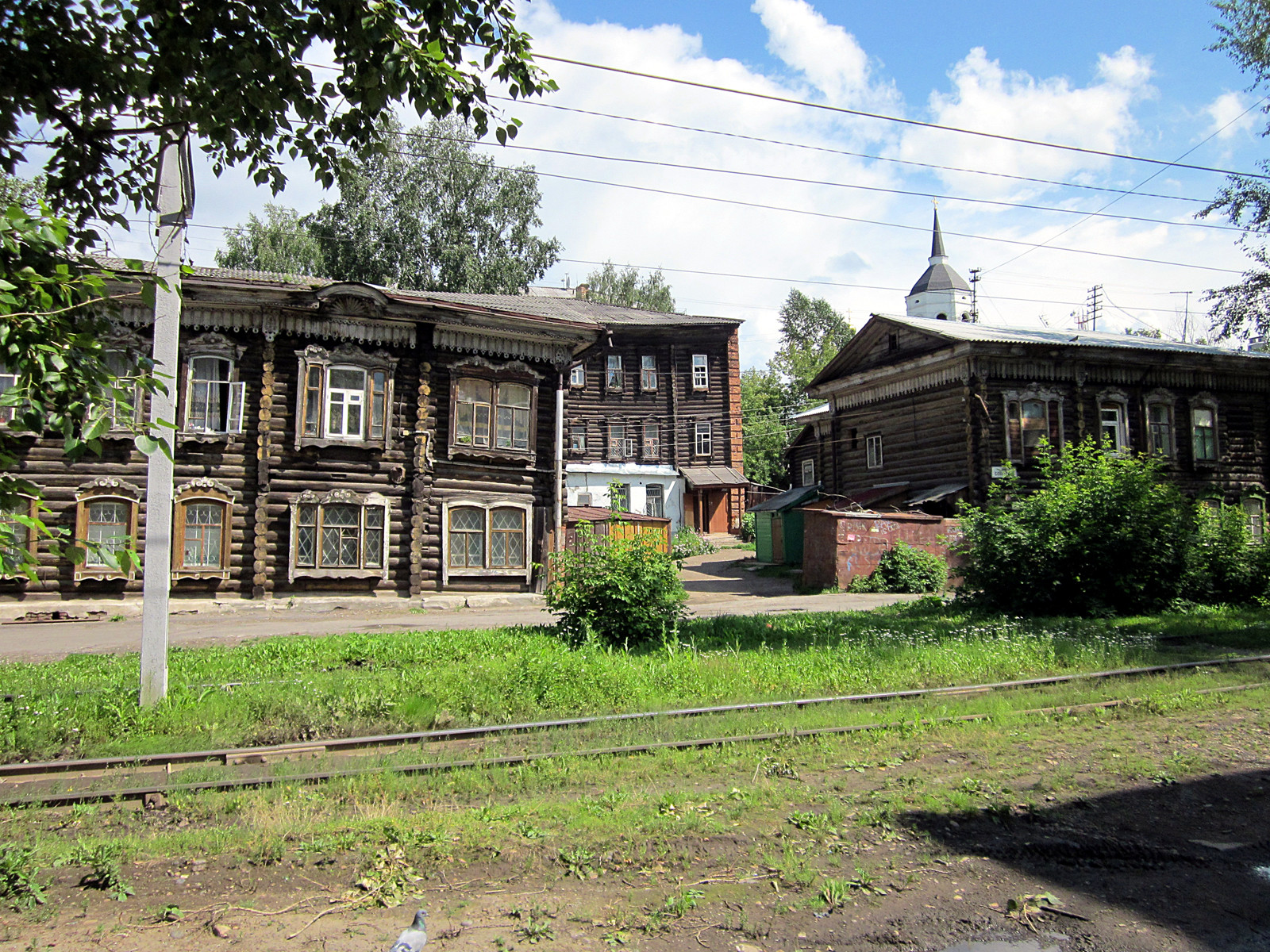 Старые деревянные здания Томска – фотографии России