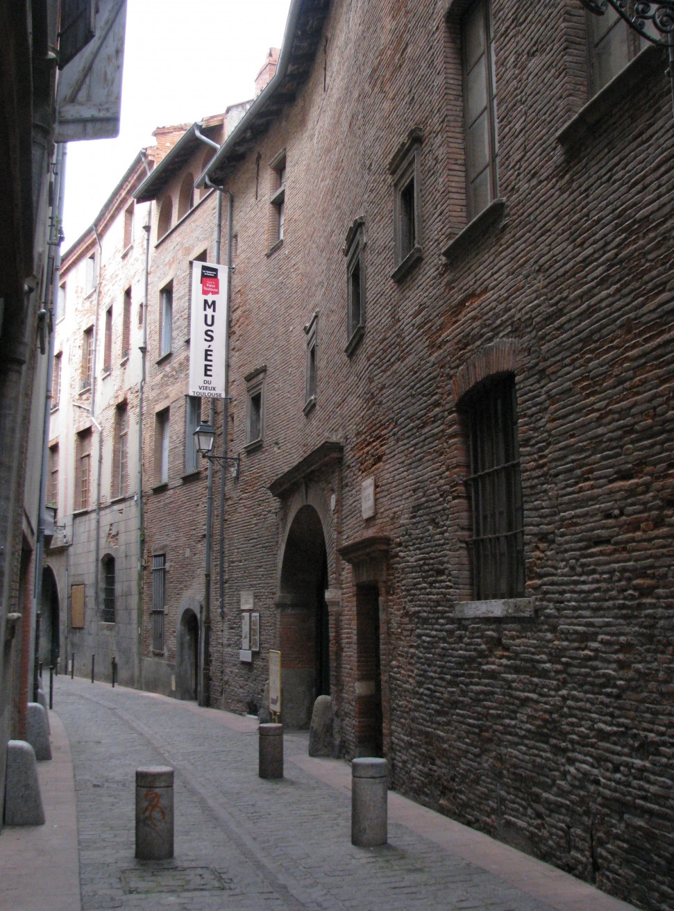 Дома в Тулузе, Франция. Фото 8 – фотографии Франции