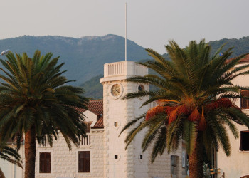 Дома в Тиват, Черногория. Фото 2 – фотографии Черногории