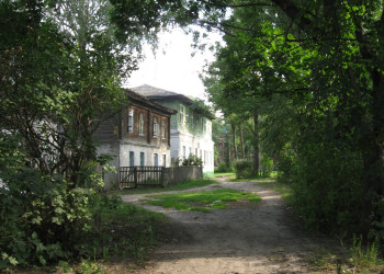 Улица в Козельске, Россия – фотографии России