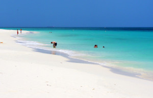 Пляж Eagle Beach – фотографии Арубы