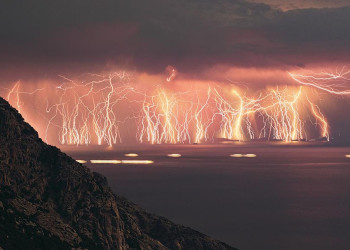 Молнии на реке Кататумбо (Catatumbo lightning) в Венесуэле – фотографии Венесуэлы