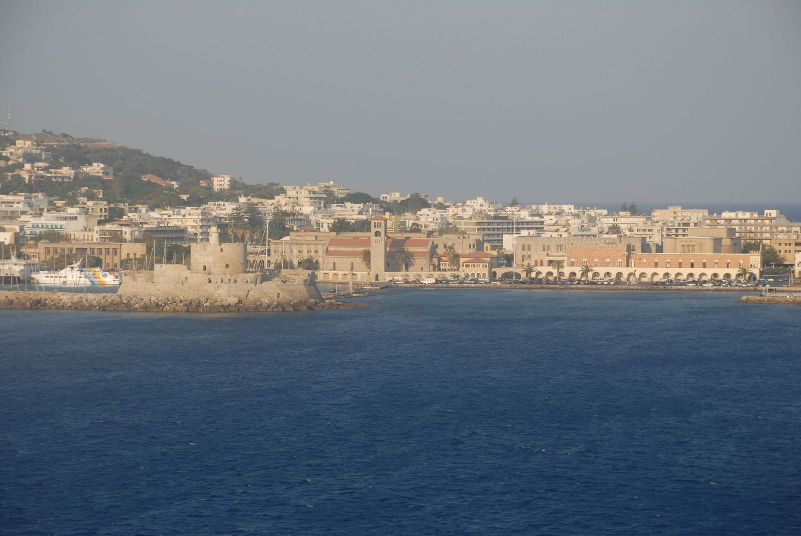 Кушадасы, Эгейский регион, Турция, фото № 47991 – фотографии Турции