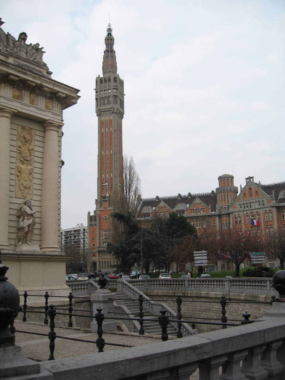 Башня в Лилле, Франция – фотографии Франции