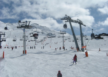 Подьёмники в Ле-Менюире, Франция – фотографии Франции